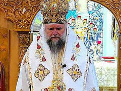 Los Angeles: Romanian church celebrates 85 years with Hierarchical Liturgy