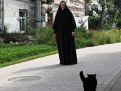 Μια ιστορία με έναν γάτο που έκανε την ιδιοκτήτριά του να πιστέψει στον Θεό