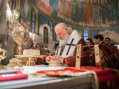 В воскресенье, 28 декабря, в день памяти священномученика Илариона, Божественную Литургию в 10:00 возглавит Святейший Патриарх Московский и всея Руси Кирилл