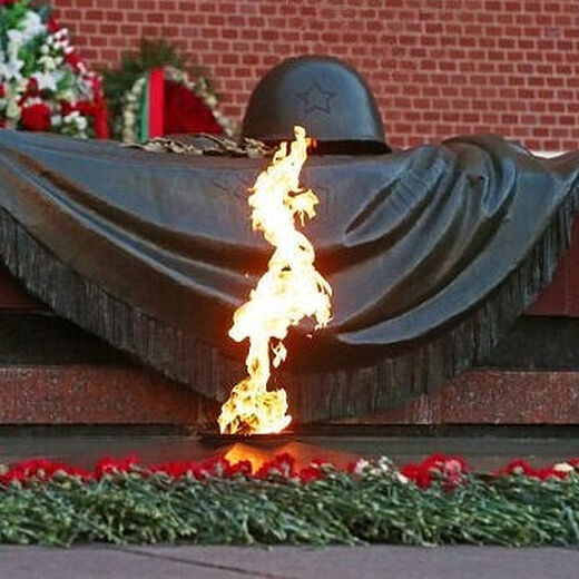 О руском праву на интерпретацију историје