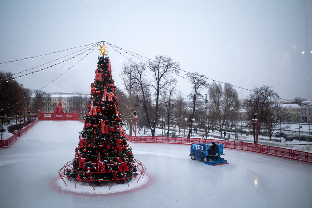 Ice rink on Balchug Island