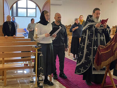 Молебен о мире на Ливанской земле совершил настоятель подворья Русской Православной Церкви в Бейруте