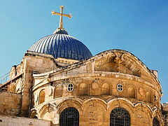 Israel restores Holy Sepulchre access after blocking Latin Patriarch on Western Palm Sunday