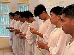 Mass Baptism celebrated in Vietnam
