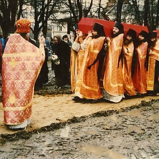 Δολοφονία μοναχών στην Μονή Όπτινα. Θανάτω θάνατον πατήσας…