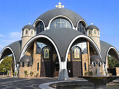 Skopje cathedral wins public vote at European facade design competition
