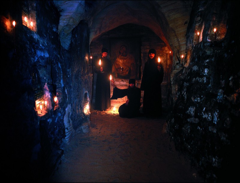 Στα σπήλαια της Ιεράς Μονής Πσκόβο-Πετσέρσκι