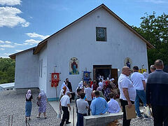 Persecuted UOC parish consecrates new church after losing original to schismatics