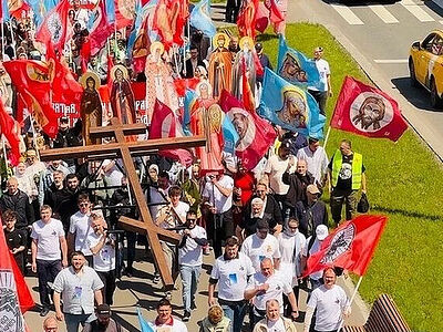 Крестный ход в честь св. Дмитрия Донского прошел в Москве