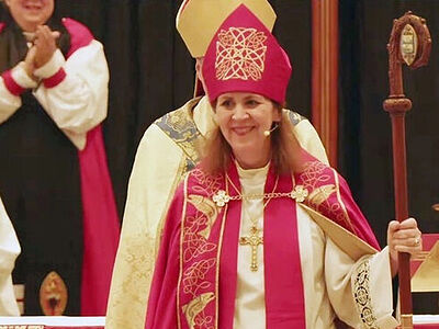 Открытая лесбиянка впервые стала «епископом» Епископальной церкви на Юге США