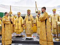 Божественная литургия в День памяти святителя Луки Крымского