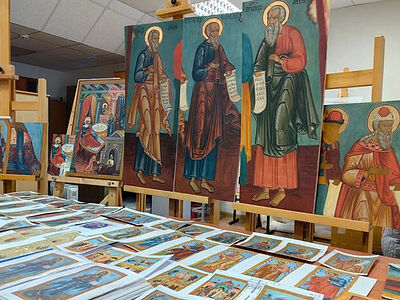 Иконописцы ПСТГУ полностью воссоздали иконостас сгоревшей Успенской церкви в Кондопоге