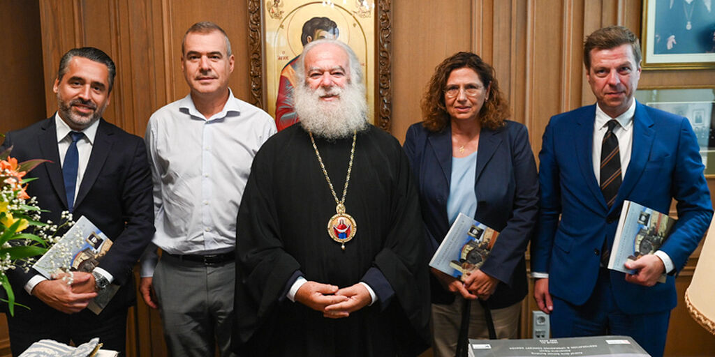 100,000 Orthodox books donated to Patriarchate of Alexandria for distribution across Africa