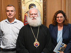 100,000 Orthodox books donated to Patriarchate of Alexandria for distribution across Africa