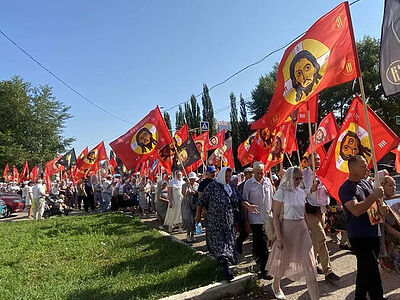В Стерлитамаке прошел Крестный ход в честь праздника Крещения Руси