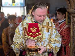 Military recruiters detain UOC bishop, seize his passport