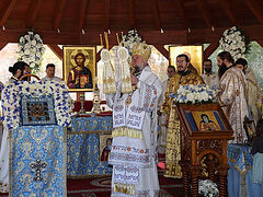 Kursk Root Icon blesses patronal feast of Romanian monastery in NY