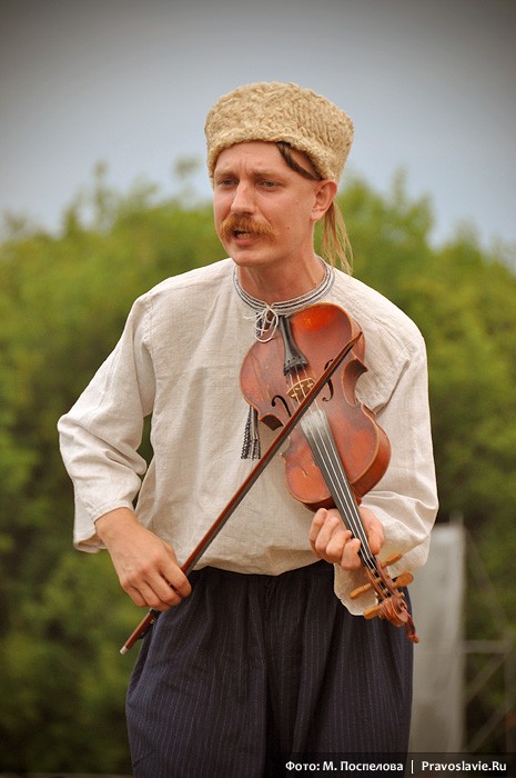 Участник украинского казачьего коллектива «Гуляйгород»