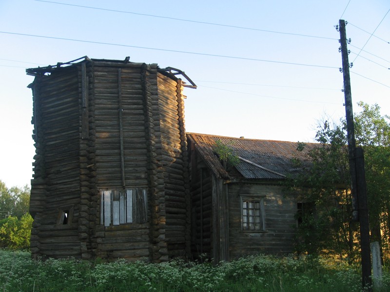 Деревня Часовенская (Задняя Дубрава). Храм пророка Илии (1622 г.) 